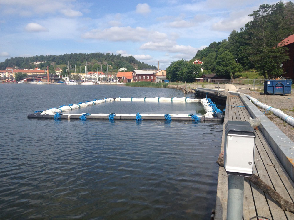 Installation av siltgardin utfört av SEA Sjöentreprenad och anläggning